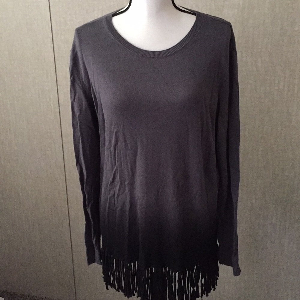 New York & Company crew neck Sweater